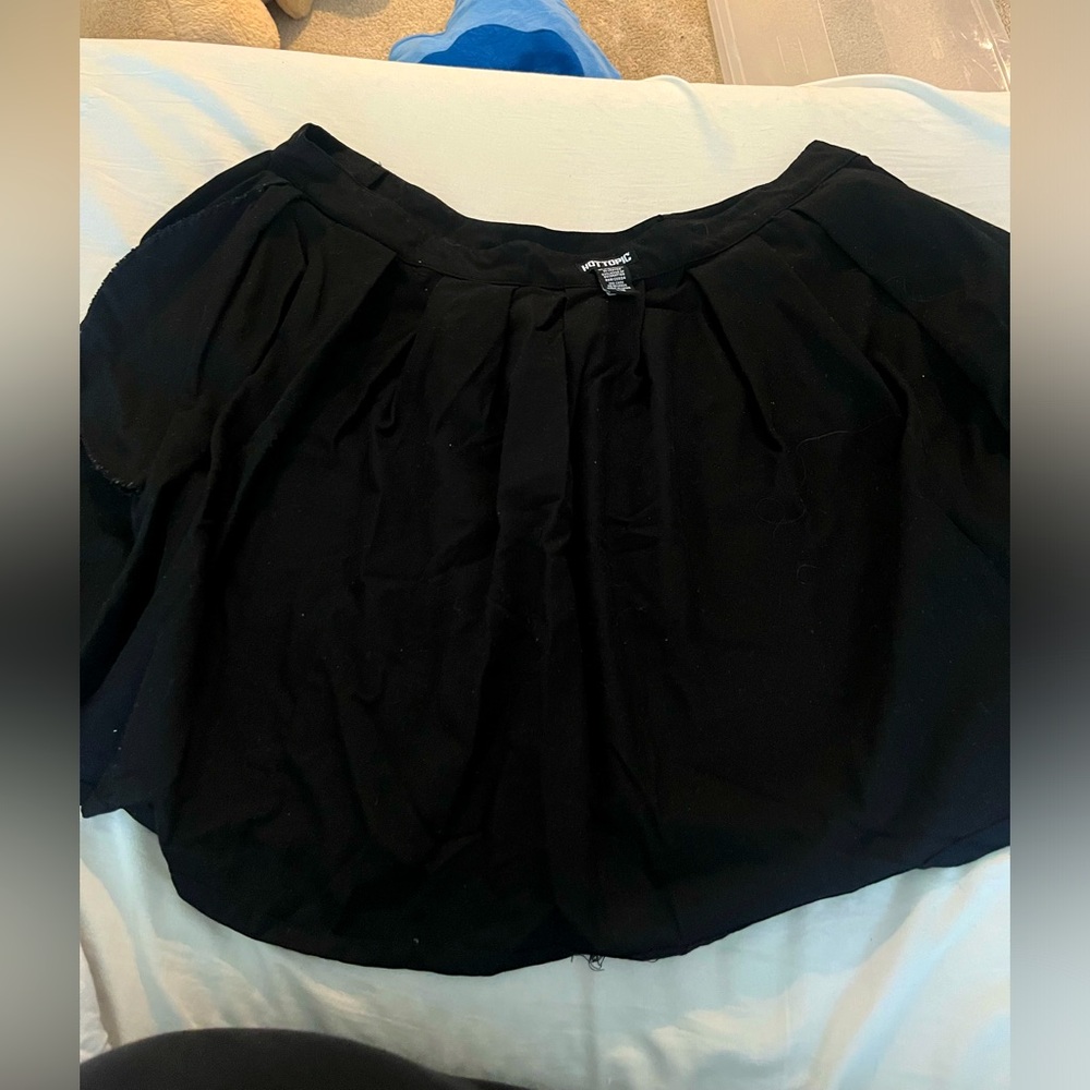 Hot topic skirt